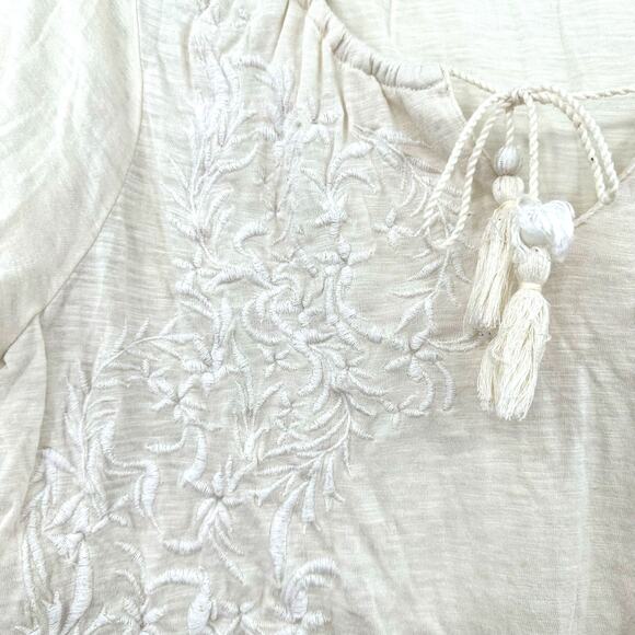 Lucky Brand Size Medium Long Sleeve Top Shirt Blouse Cream Oatmeal Embroidered - Picture 3 of 5